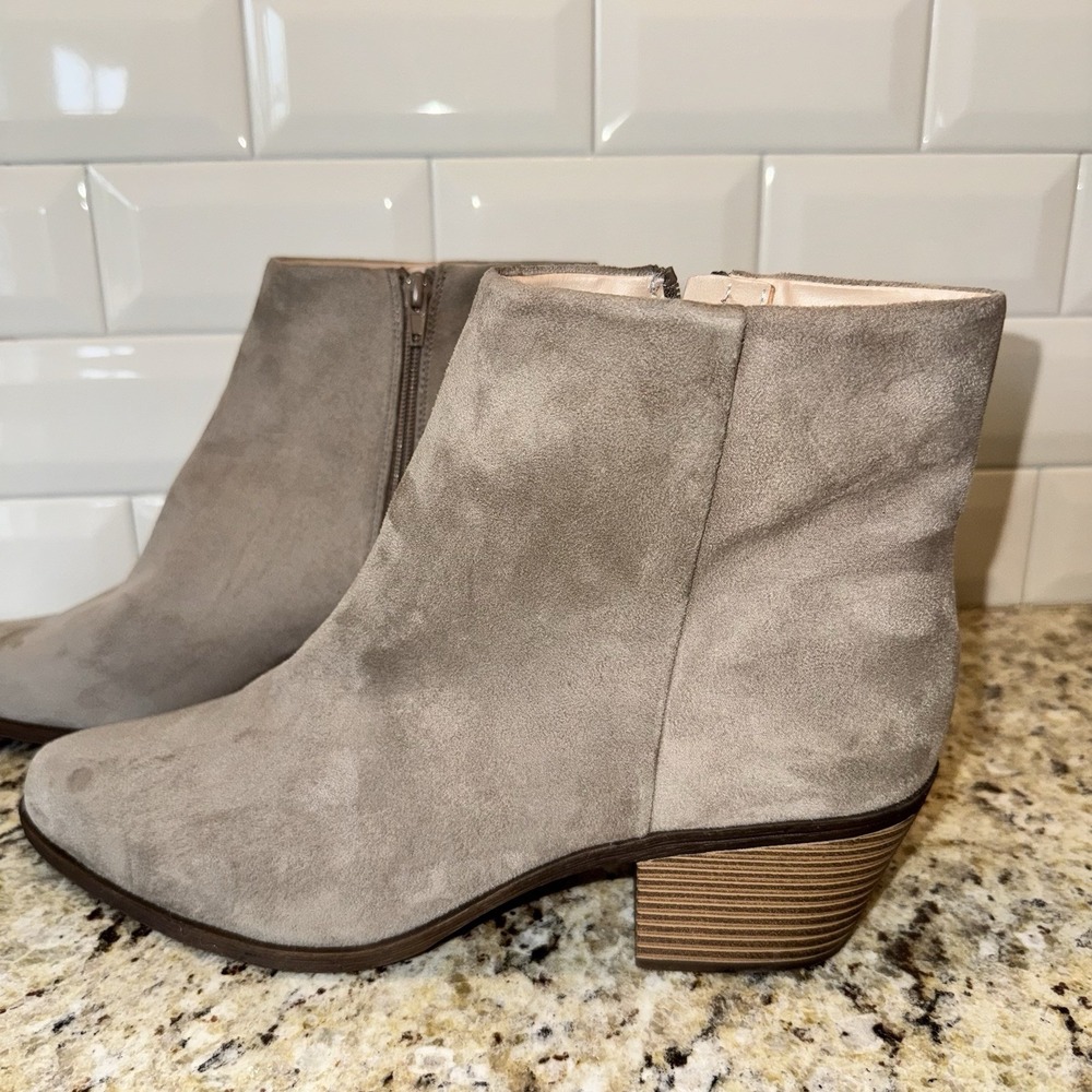 BP Wallis Western Boots Womens 12 Greige Fabric Ankle Stacked Heel Taupe Almond - Picture 12 of 13